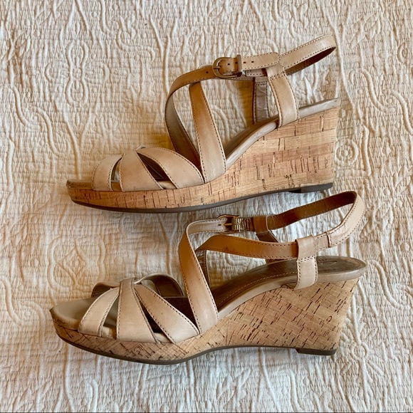 Clark’s Artisan Palmdale Rema Nude Wedge Sandal - Picture 4 of 8